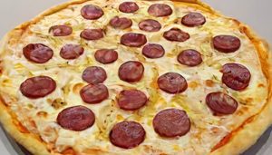 Pizza de calabresa rápida e apetitosa aprenda